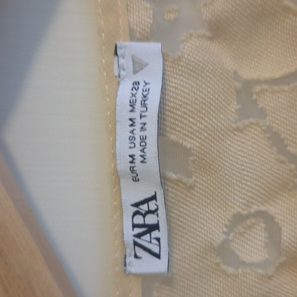 Zara Cream Patterned Top - Picture 2 of 3